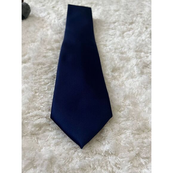 Geoffrey Beene Navy Blue Neck Tie - Picture 3 of 3